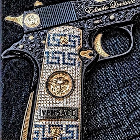 gun versace